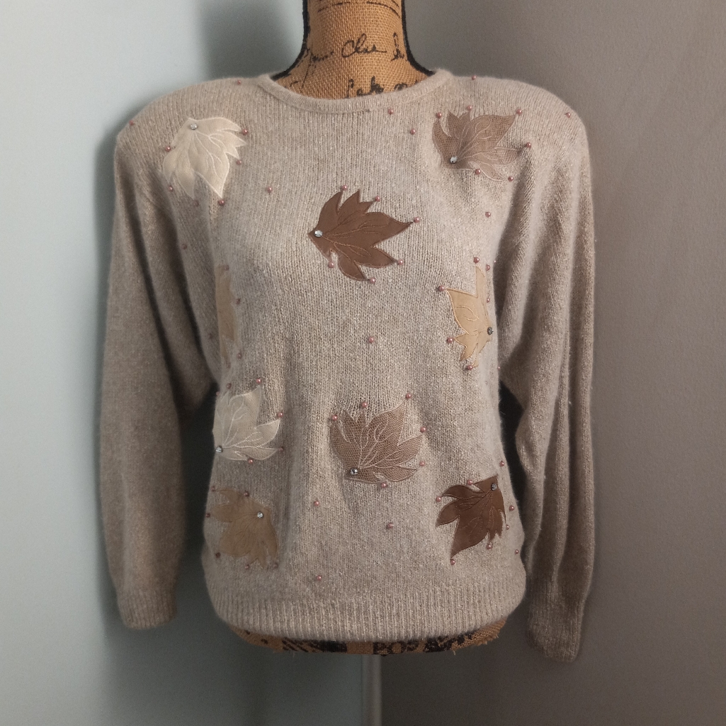 Donagain Vintage Beige Pullover Embroidered Leaf Beads Silk Angora Wool Sweater